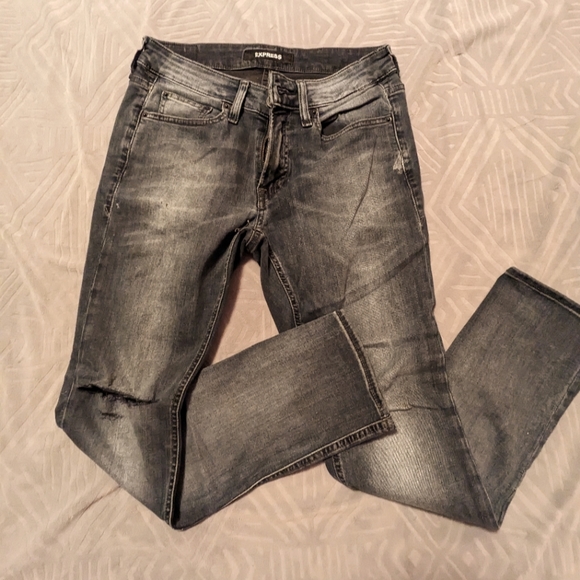 2017 Men's Express slim style jeans - Picture 2 of 4